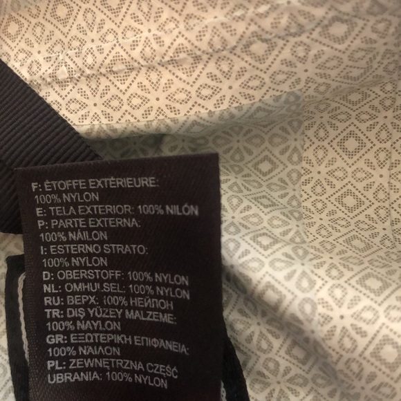 The North Face windbreaker - Picture 5 of 6